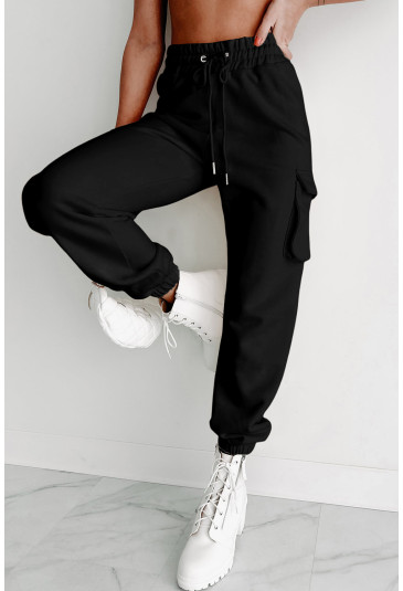 Čierne jogger nohavice s vysokým pásom a vreckami
