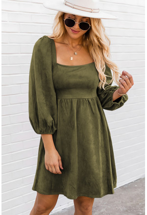 Semišové zelené šaty s naberaným rukávom 