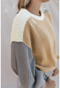 Oversize multifarebný sveter z úpletu 