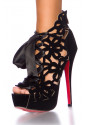 Pompous black shoes with bow