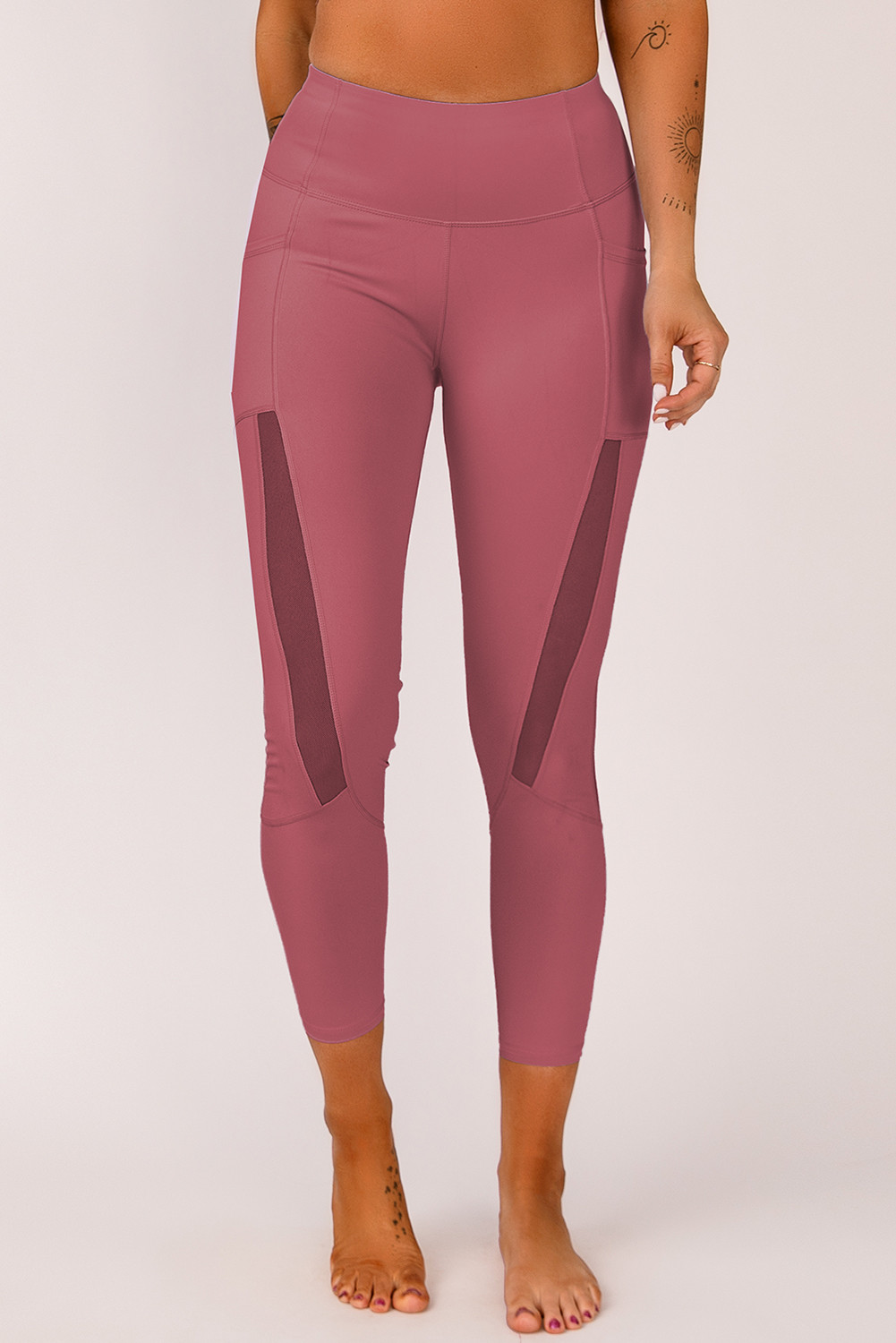 https://selectafashion.com/84393/mesh-side-splicing-high-waist-yoga-sports-leggings-with-phone-pocket.jpg